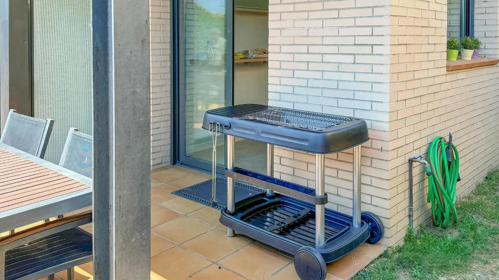 Holiday home Lovely Home In Pineda De Mar With Kitchen
